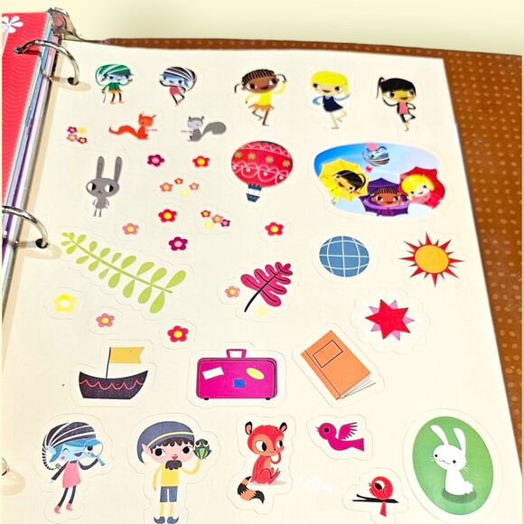 Girl Scouts Brownie guide book - Picture 10 of 10